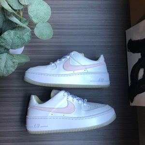 NIKE AIR FORCE 1 SAGE LOW